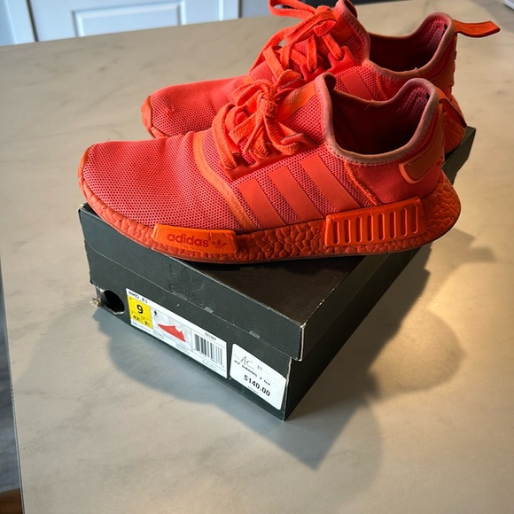 Adidas NMD_R1 - Picture 4 of 7